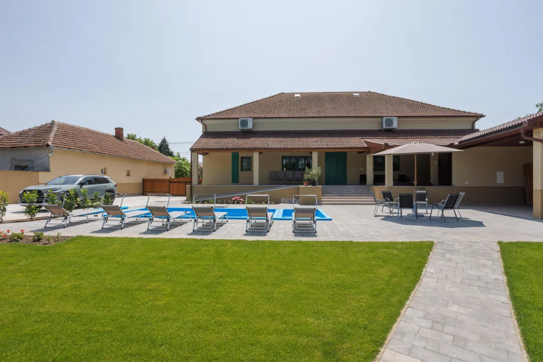 Kecskés Kúria ****